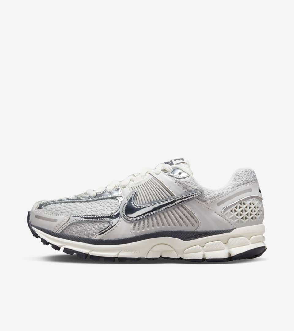 nike vomero 5 grey